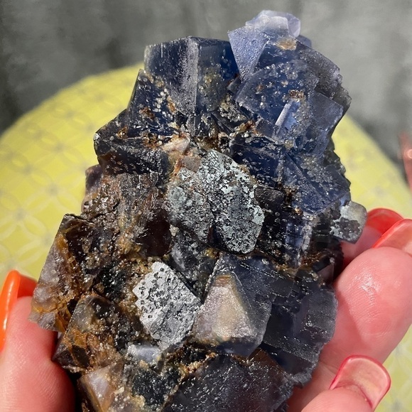 Raw crystal FLUORITE DEEP BLUE CUBIC FORMATION FLUORITE! W- PYRITE!! 4”x3”x2.5” - Picture 10 of 10